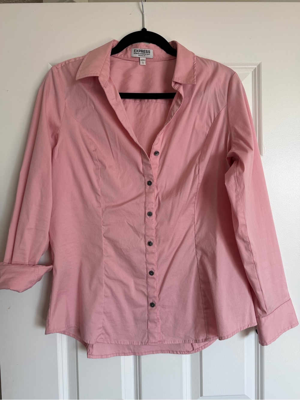 Express Blush Pink Fitted Button-Down Shirt